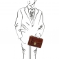 Mobile Preview: Tuscany Leather Leder Herrentasche Eric Outfit